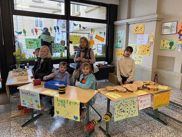 Schulfest „Die Grundschule im Rot blüht auf “