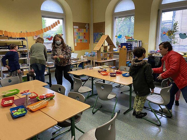 Schulfest „Die Grundschule im Rot blüht auf “